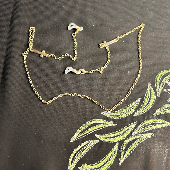 Gold tone metal Cross eyeglass chain. Unbranded - Picture 2 of 5
